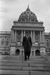 Photo Op on Capitol Steps, Capitol and Grounds, Members