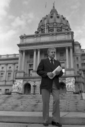 Photo Op on Capitol Steps, Members