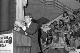 Rally in the Main Rotunda, Rally on the Helmet Bill, Members