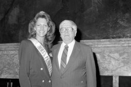 Photo Op on the House Floor, Members, Miss. Pennsylvania, Speaker's Rostrum