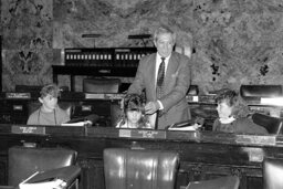 Visitors to the State Capitol, House Floor, Members, Students