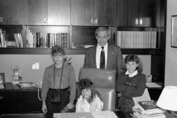 Visitors to the State Capitol, Members, Office , Students