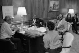 Photo Op in Senator's Office, Members, Senate Members