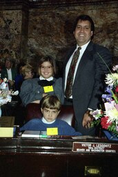 Family, House Floor, Members